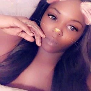 Meet your Posher, Bodega